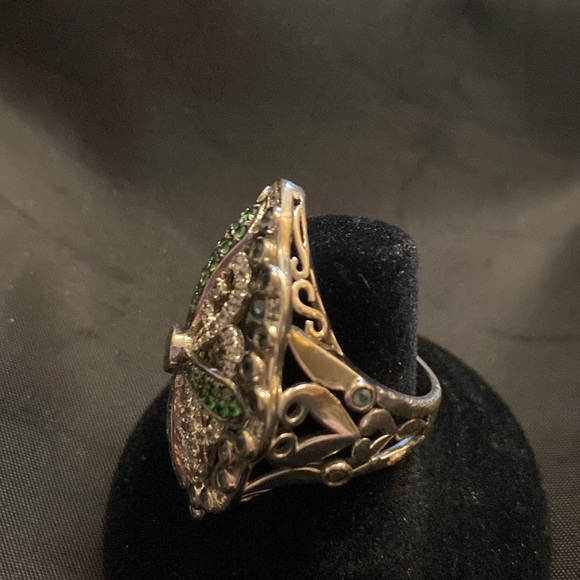 Tsavorite garnet and white Zircon cross statement ring - Picture 2 of 6